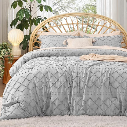 Bedsure King Size Comforter Set - Light Grey Comforter, Boho Tufted Shabby Chic Bedding Comforter Set, 3 Pieces Farmhouse Bed Set for All Seasons, Fluffy Soft Bedding Set with 2 Pillow Shams