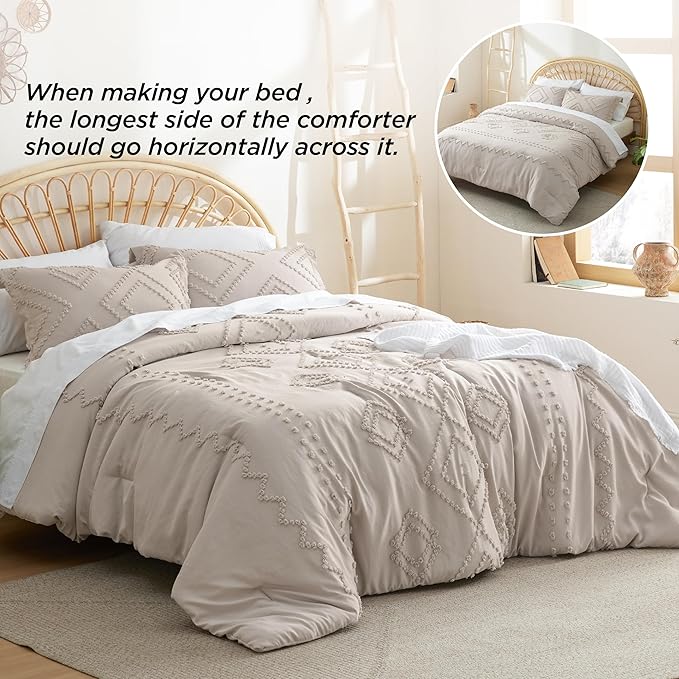 Bedsure Boho Comforter Set King - Linen Tufted Bedding Comforter Set, 3 Pieces Farmhouse Shabby Chic Embroidery Bedding Set, Soft Geometric Pattern Comforter for All Seasons