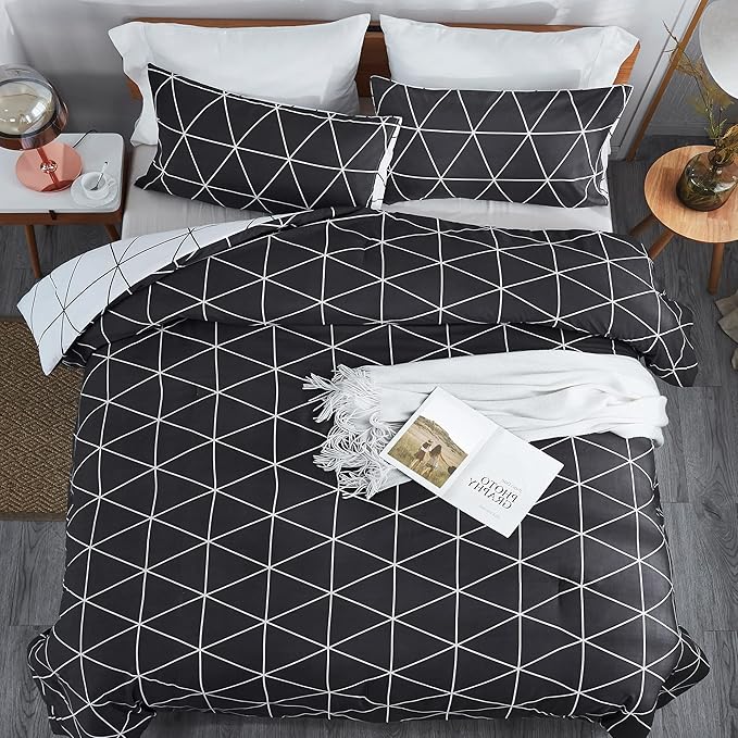 Black & White Comforter Bed in a Bag Queen for Kids Adults, 3Pcs Reversible Geometric Bedding Set with 2 Pillow Shams for All Seasons (Queen,90x90inches)