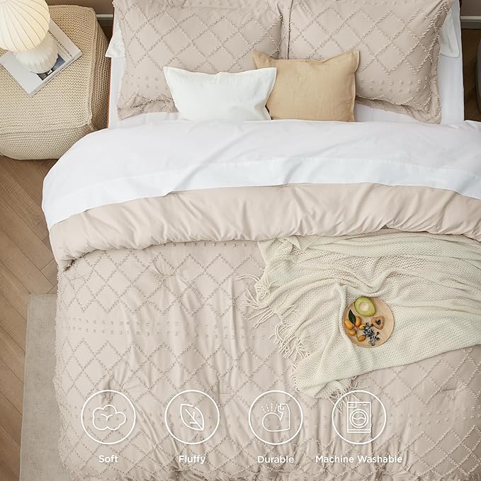 Bedsure Full Size Comforter Set - Beige Comforter, Boho Tufted Shabby Chic Bedding Comforter Set, 3 Pieces Vintage Farmhouse Bed Set for All Seasons, Fluffy Soft Bedding Set with 2 Pillow Shams