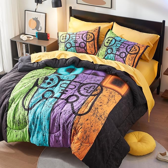 SLEEP ZONE Kids Twin Bedding Comforter Set - Super Cute Game Bedding Set for Boys, Girls, Teens - 5 Pieces Set with Comforter, Sheet, Pillowcase & Sham (Game Night)