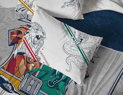 Jay Franco Harry Potter Stand Together 7 Piece Queen Size Bed Set - includes Comforter & Sheet Set - Super Soft Kids Bedding Fade Resistant Microfiber (Official Harry Potter Product)