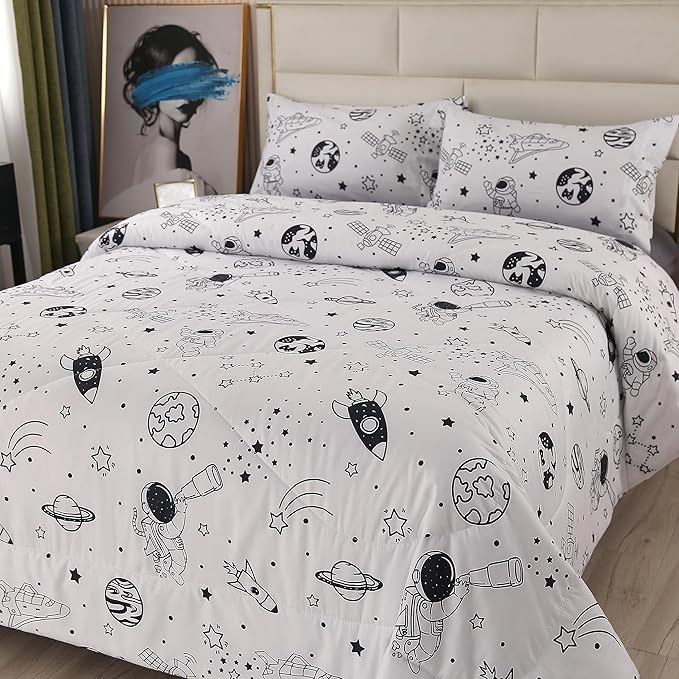 MAG 3Pcs Out Space Bedding Comforter Set, White Galaxy Comforter Set,for Toddlers Kids,Boys Teens and Girls,Super Soft Microfiber (1 Comforter + 2 Pillowcases) (Space, Full)