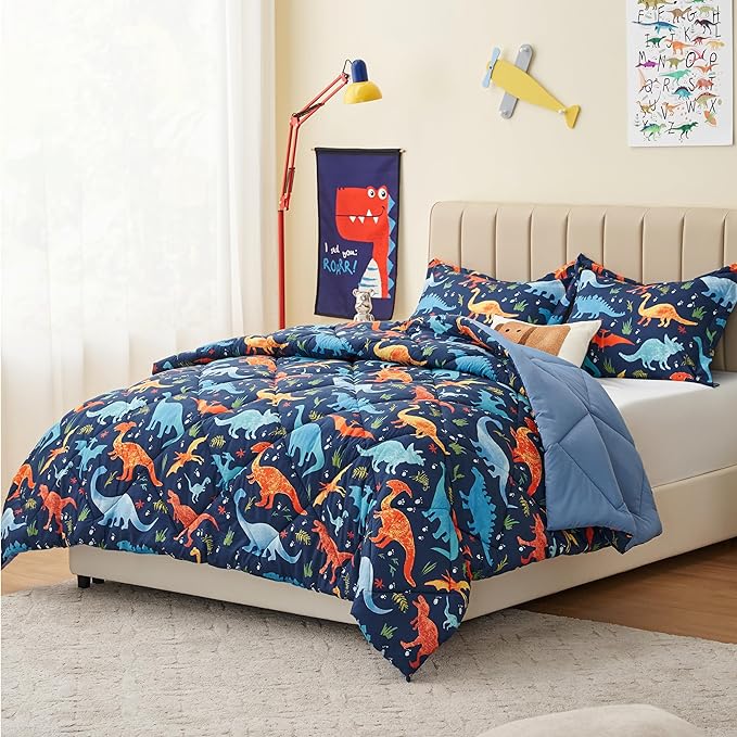 Queen Dinosaur Kids Bedding Set for Boys, 3 Pieces Queen Dinosaur Kids Comforter Sets, Super Soft Lightweight for All Seasons, Includes 1 Comforter (88"x88") and 2 Pillowcase (20"x26"+2")