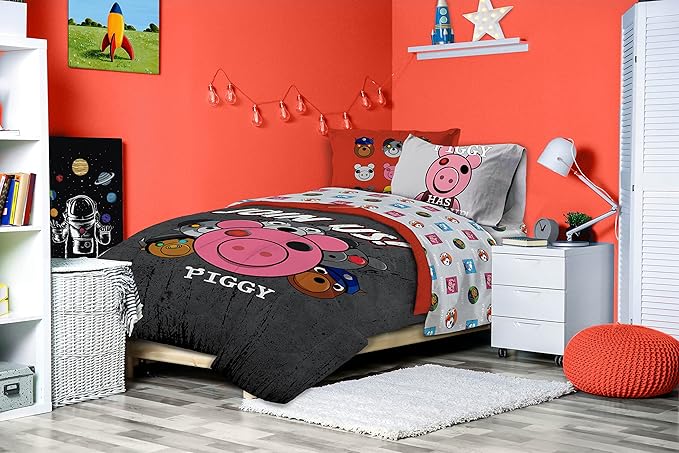 Jay Franco Piggy Join US 7 Piece Queen Size Bed Set - includes Comforter & Sheet Set - Super Soft Fade Resistant Polyester (Official Piggy Product)